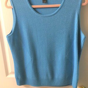 St. John Turquoise Sleeveless Top w/subtle sparkle
